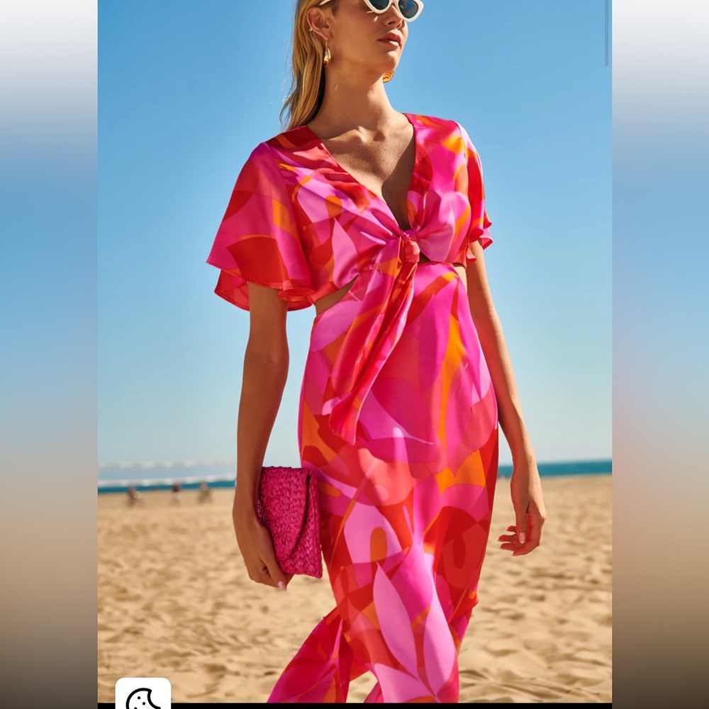 NWOT pink size medium silk midi dress 😎🌴🌺